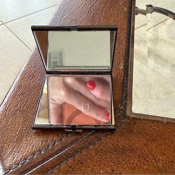 Square mirror - Picture 3 of 7